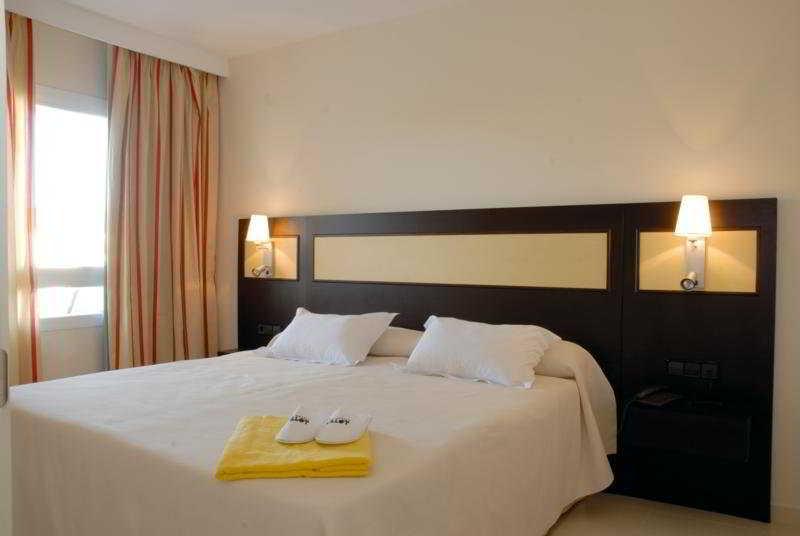 Hotel Illot Suites Cala Ratjada  Eksteriør bilde