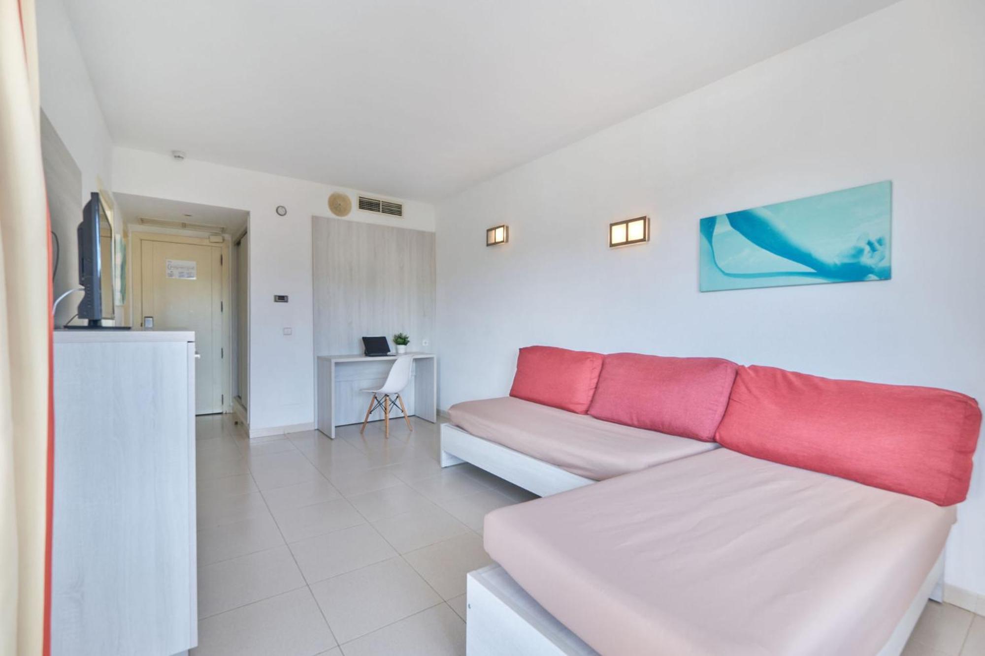 Hotel Illot Suites Cala Ratjada  Eksteriør bilde