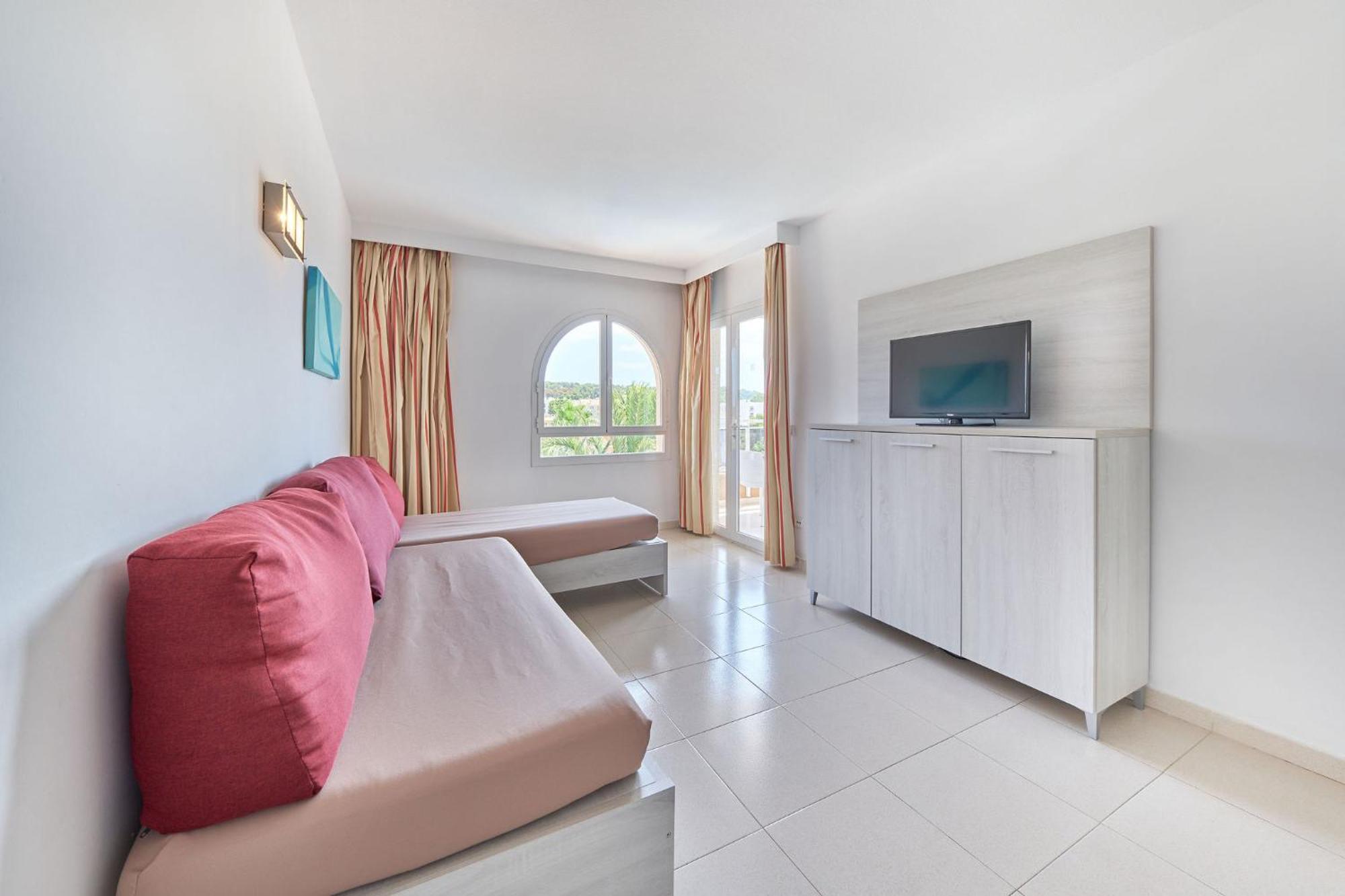 Hotel Illot Suites Cala Ratjada  Eksteriør bilde
