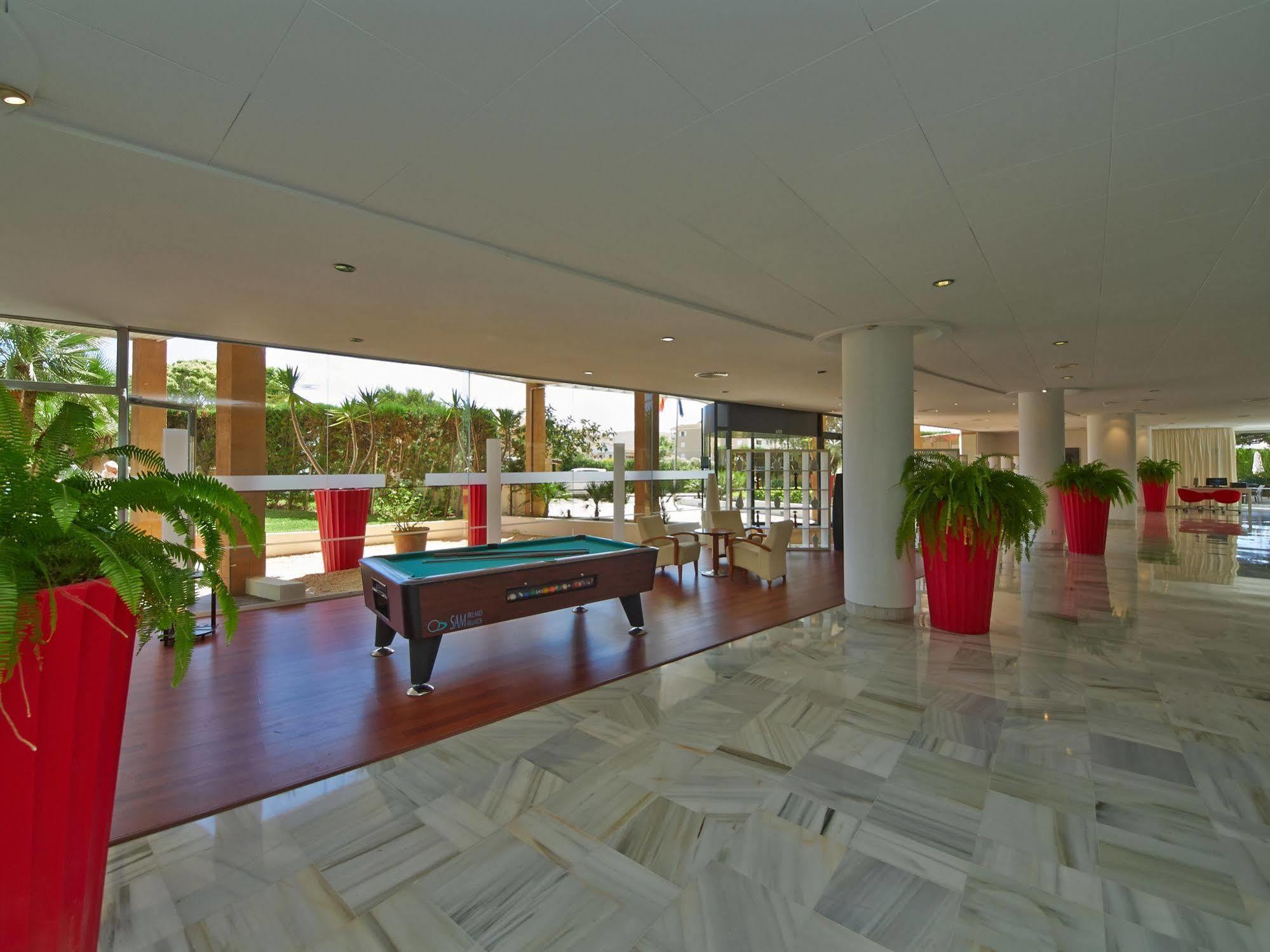 Hotel Illot Suites Cala Ratjada  Eksteriør bilde